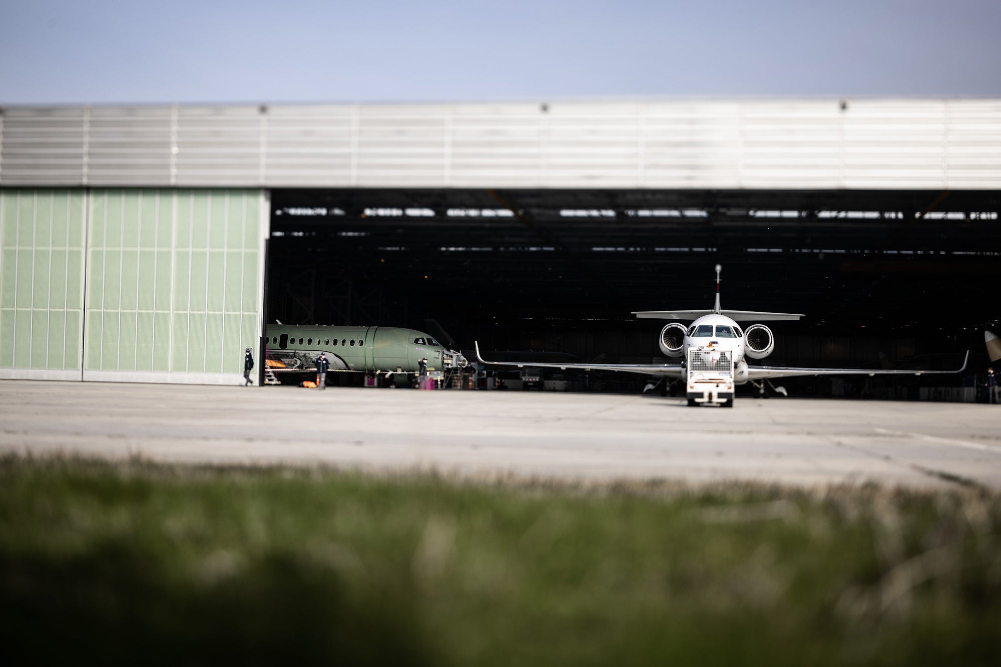 Falcon 6X test platform exits the hangar at Mérignac, France.